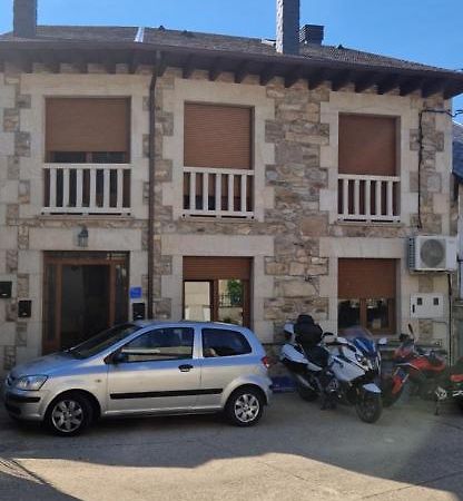 Casa Rustica Cesar Villa Lubian Bagian luar foto