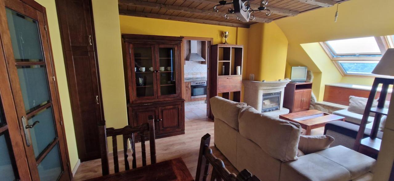 Casa Rustica Cesar Villa Lubian Bagian luar foto